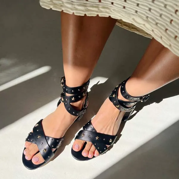 Gordon II | Flat leather studded sandal