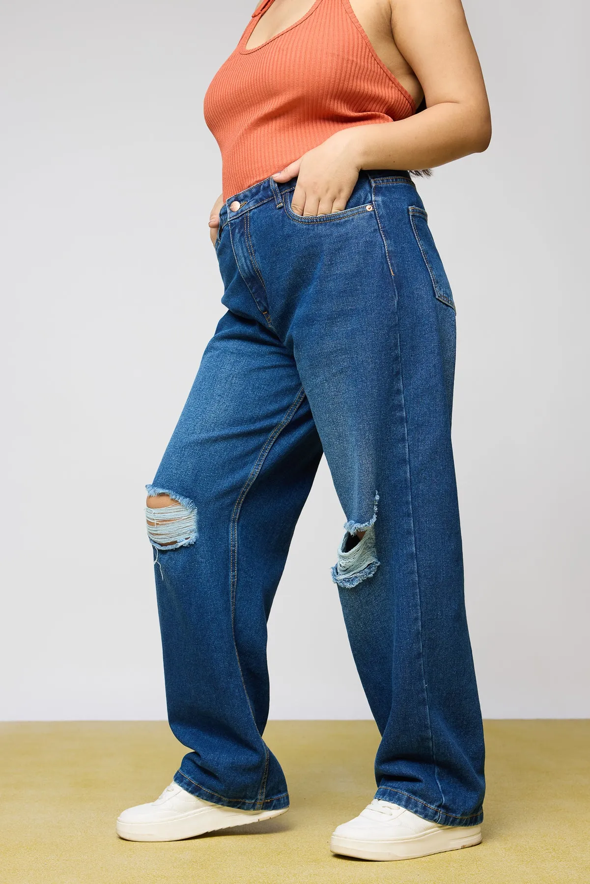 Iconic Knee-Distressed Curve Wide-Leg jeans