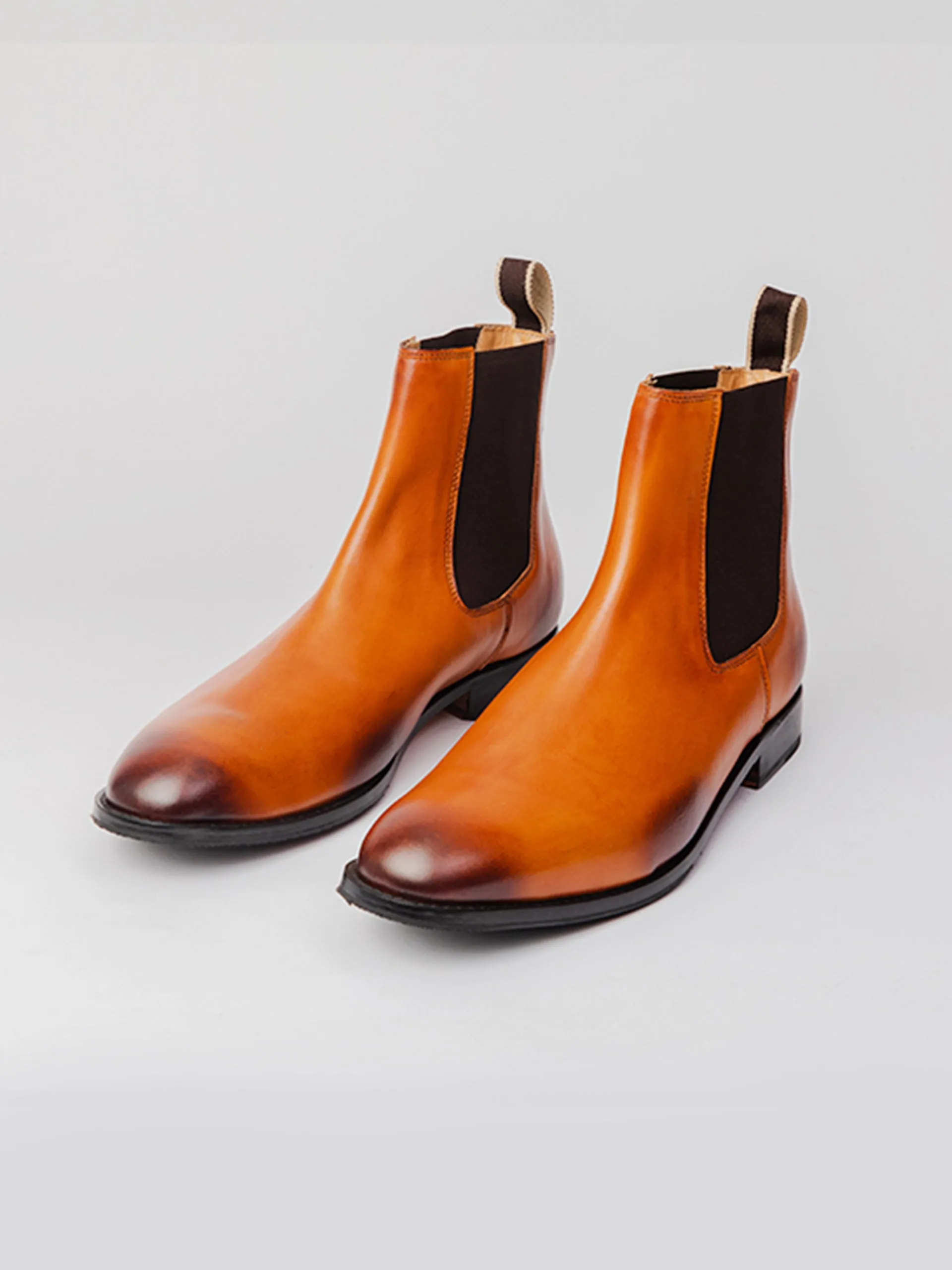 Men's classic chelsea boot - tan