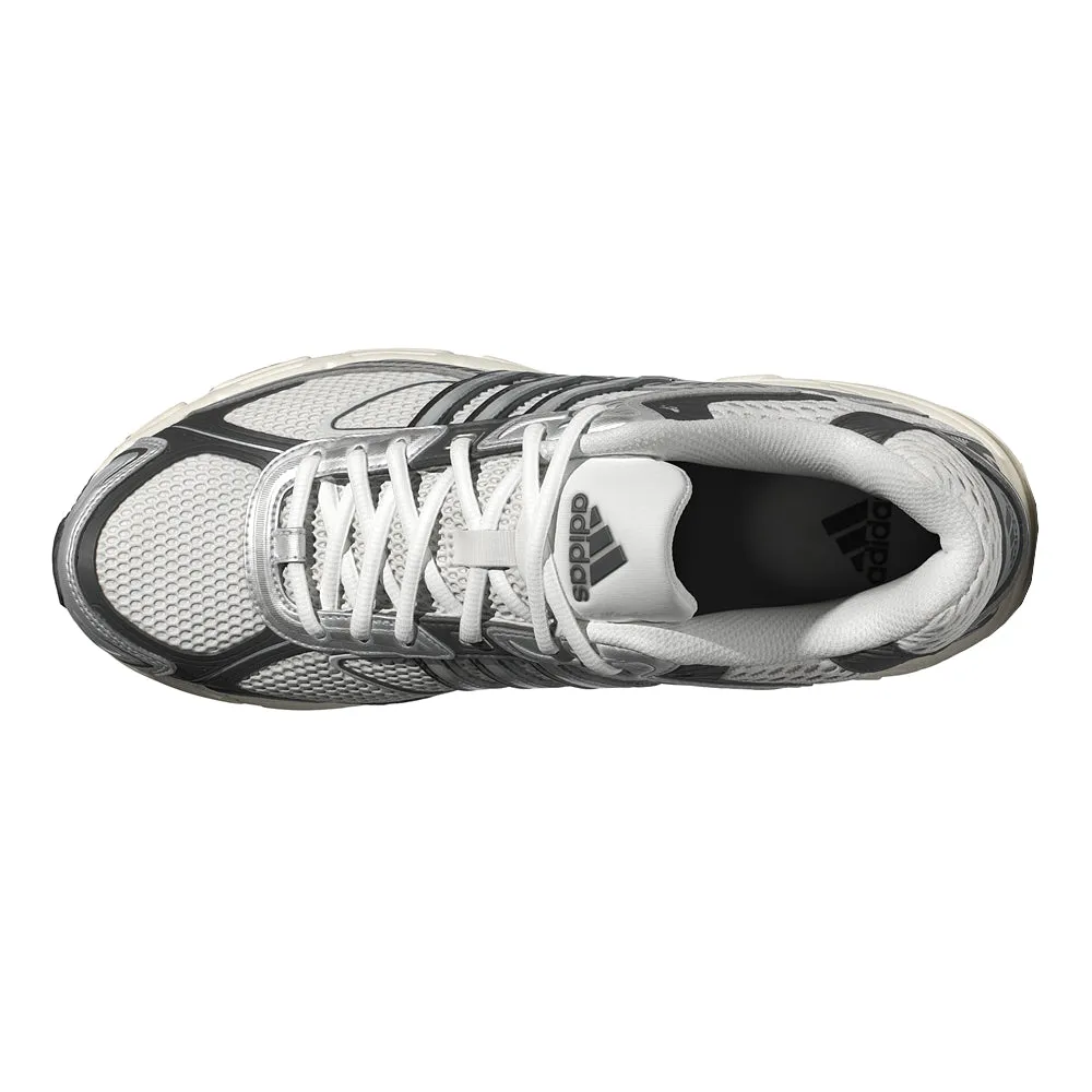 Response CL Lace Up Sneakers