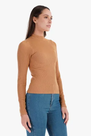 Top with Thumbhole Cuffs